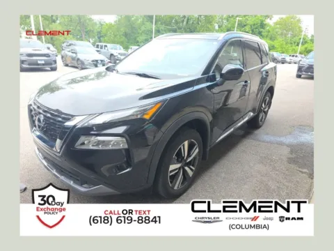 Black 2023 Nissan Rogue SL for sale in Columbia, IL