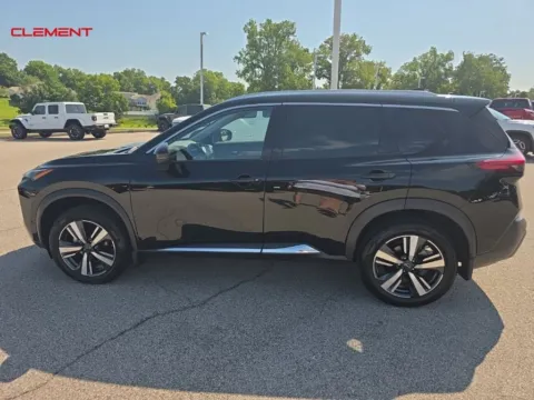 More photos of 2023 Nissan Rogue SL at Clement Chrysler Dodge Jeep Ram Columbia, IL