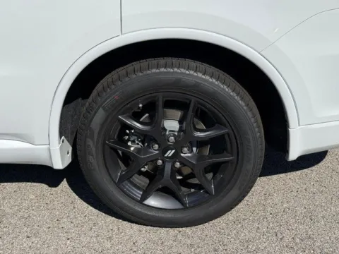 More photos of 2026 Dodge Durango GT Plus HEMI V8 at Clement Chrysler Dodge Jeep Ram Columbia, IL