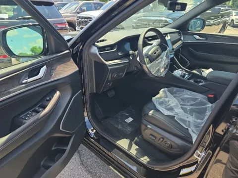 More photos of 2026 Jeep Grand Cherokee L Limited at Clement Chrysler Dodge Jeep Ram Columbia, IL