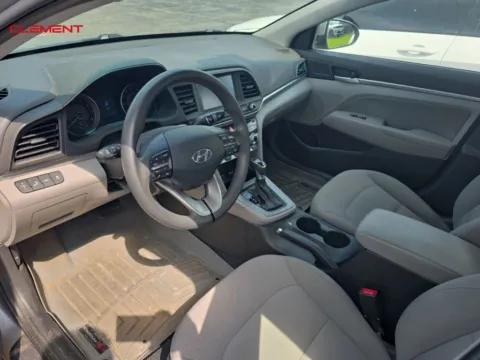 More photos of 2020 Hyundai Elantra SEL at Clement Chrysler Dodge Jeep Ram Columbia, IL