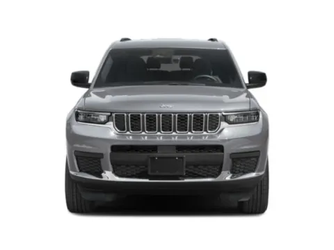 More photos of 2026 Jeep Grand Cherokee Altitude 4x4 at Clement Chrysler Dodge Jeep Ram Columbia, IL