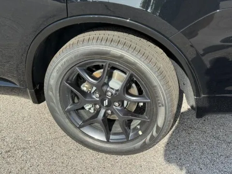 More photos of 2026 Dodge Durango GT Plus HEMI V8 at Clement Chrysler Dodge Jeep Ram Columbia, IL