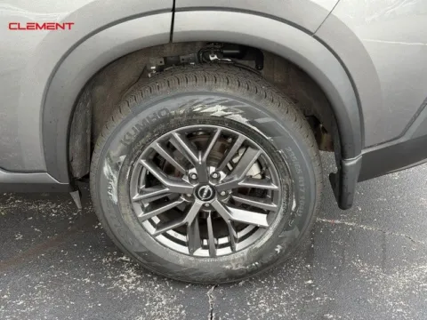 More photos of 2023 Nissan Rogue S at Clement Chrysler Dodge Jeep Ram Columbia, IL