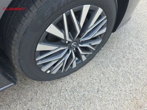 More photos of 2025 Nissan Altima 2.5 SV at Clement Chrysler Dodge Jeep Ram Columbia, IL