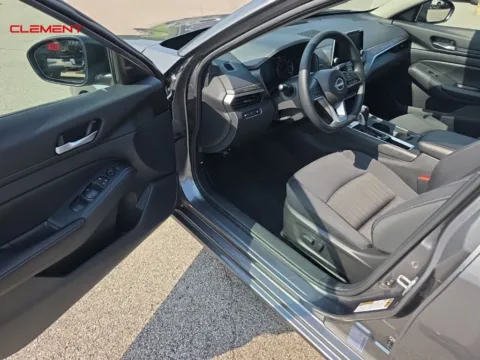 More photos of 2025 Nissan Altima 2.5 SV at Clement Chrysler Dodge Jeep Ram Columbia, IL
