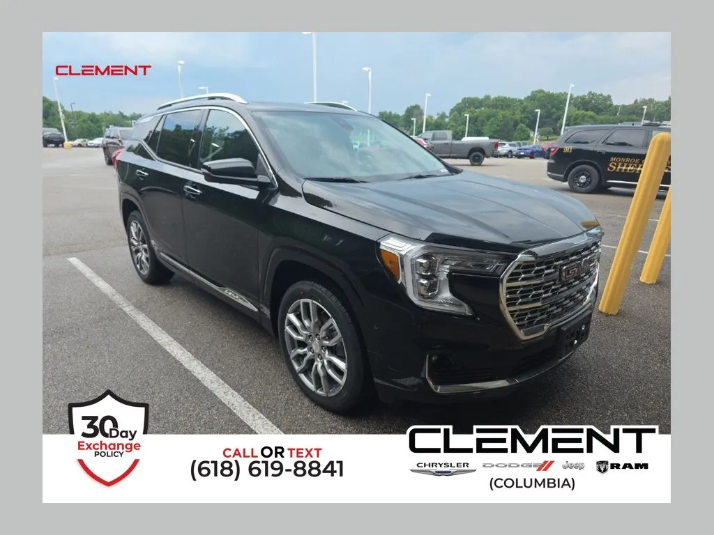 Black 2023 GMC Terrain Denali for sale in Columbia, IL
