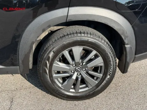 More photos of 2022 Nissan Pathfinder SV at Clement Chrysler Dodge Jeep Ram Columbia, IL