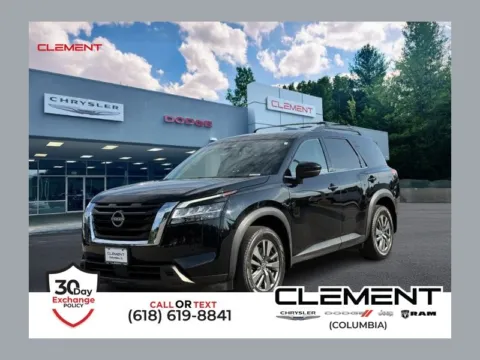 Black 2022 Nissan Pathfinder SV for sale in Columbia, IL