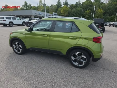 More photos of 2023 Hyundai Venue SEL at Clement Chrysler Dodge Jeep Ram Columbia, IL