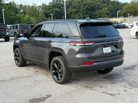 Another view of 2026 Jeep Grand Cherokee Limited for sale in Columbia, IL at Clement Chrysler Dodge Jeep Ram Columbia