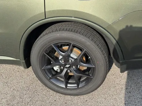 More photos of 2026 Dodge Durango GT Premium HEMI V8 at Clement Chrysler Dodge Jeep Ram Columbia, IL