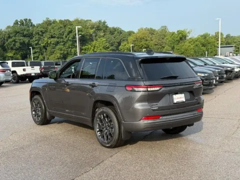 Another view of 2026 Jeep Grand Cherokee Summit for sale in Columbia, IL at Clement Chrysler Dodge Jeep Ram Columbia