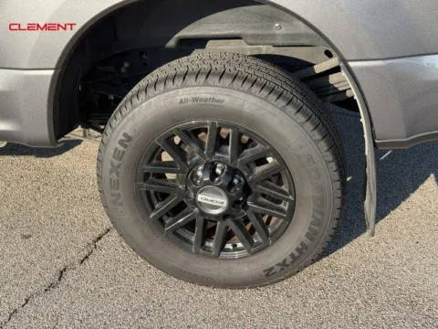 More photos of 2022 Ford F-350SD Lariat at Clement Chrysler Dodge Jeep Ram Columbia, IL