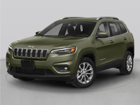 Silver 2021 Jeep Cherokee Latitude Plus for sale in Columbia, IL