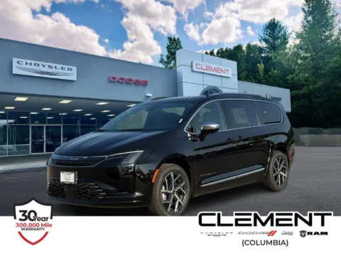 Black 2027 Chrysler Pacifica Pinnacle for sale in Columbia, IL