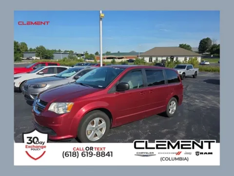 Red 2015 Dodge Grand Caravan SE for sale in Columbia, IL