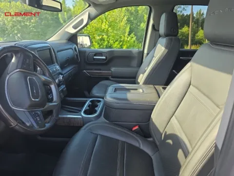 More photos of 2021 GMC Sierra 1500 Denali at Clement Chrysler Dodge Jeep Ram Columbia, IL