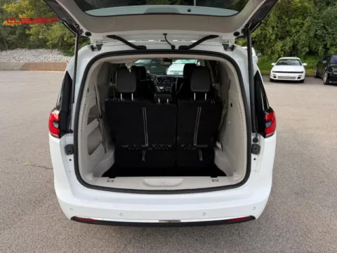 More photos of 2023 Chrysler Pacifica Touring L at Clement Chrysler Dodge Jeep Ram Columbia, IL