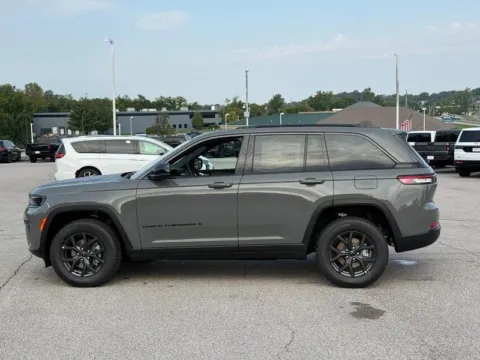 Photos of 2027 Jeep Grand Cherokee Laredo Altitude for sale in Columbia, IL at Clement Chrysler Dodge Jeep Ram Columbia