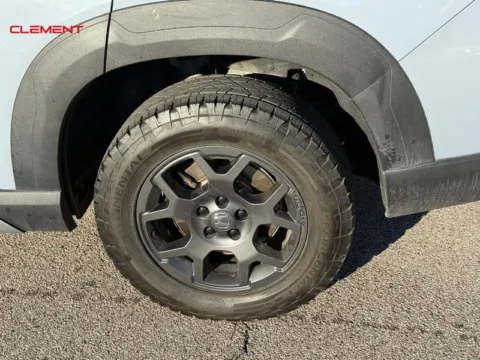 More photos of 2023 Honda Pilot TrailSport at Clement Chrysler Dodge Jeep Ram Columbia, IL