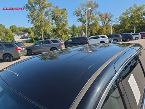 More photos of 2023 Chrysler Pacifica Touring L at Clement Chrysler Dodge Jeep Ram Columbia, IL