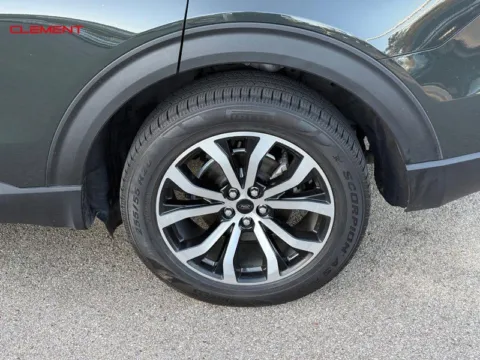 More photos of 2022 Ford Explorer ST-Line at Clement Chrysler Dodge Jeep Ram Columbia, IL