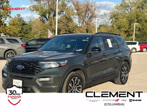 Green 2022 Ford Explorer ST-Line for sale in Columbia, IL