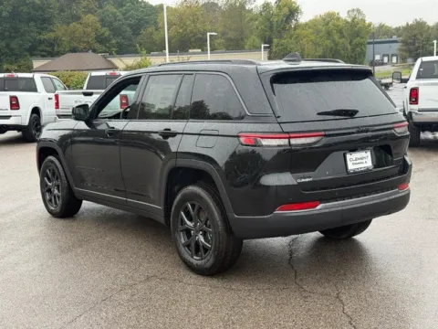 Another view of 2027 Jeep Grand Cherokee Laredo Altitude for sale in Columbia, IL at Clement Chrysler Dodge Jeep Ram Columbia