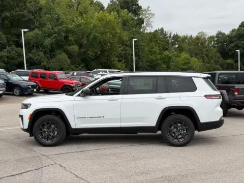 Photos of 2027 Jeep Grand Cherokee L Laredo Altitude for sale in Columbia, IL at Clement Chrysler Dodge Jeep Ram Columbia