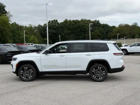 Photos of 2027 Jeep Grand Cherokee L Limited for sale in Columbia, IL at Clement Chrysler Dodge Jeep Ram Columbia