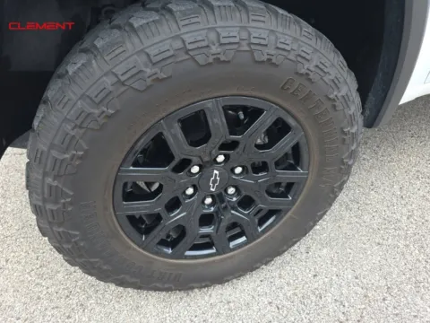 More photos of 2024 Chevrolet Colorado Trail Boss at Clement Chrysler Dodge Jeep Ram Columbia, IL