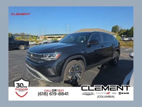 Black 2022 Volkswagen Atlas Cross Sport 2.0T SEL for sale in Columbia, IL