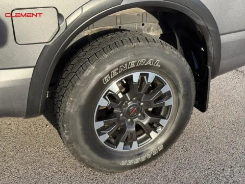 More photos of 2021 Nissan Titan PRO-4X at Clement Chrysler Dodge Jeep Ram Columbia, IL