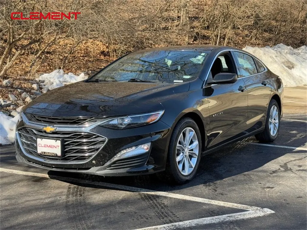 2023 Chevrolet Malibu LT for sale in Columbia, IL