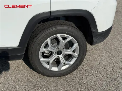 More photos of 2025 Jeep Compass Latitude at Clement Chrysler Dodge Jeep Ram Columbia, IL
