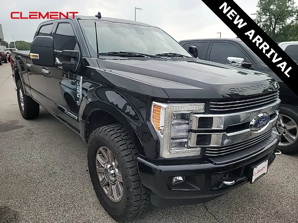 Black 2019 Ford F-250SD Limited for sale in Columbia, IL