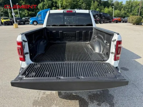 More photos of 2022 Ram 1500 Laramie at Clement Chrysler Dodge Jeep Ram Columbia, IL