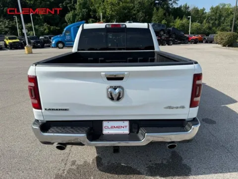 More photos of 2022 Ram 1500 Laramie at Clement Chrysler Dodge Jeep Ram Columbia, IL
