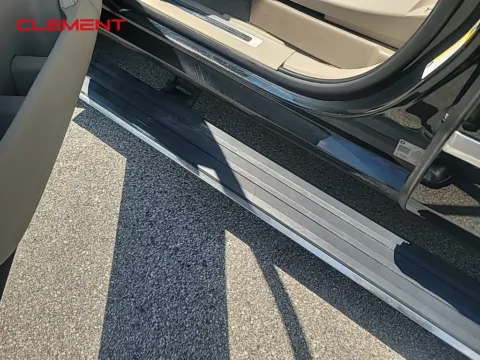 More photos of 2019 Cadillac Escalade ESV Premium at Clement Chrysler Dodge Jeep Ram Columbia, IL