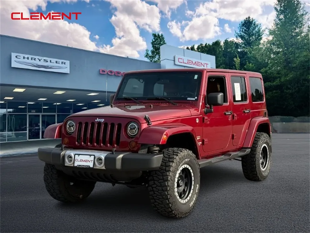 2012 Jeep Wrangler Unlimited Sahara for sale in Columbia, IL