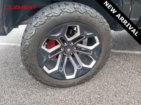 More photos of 2022 Ram 1500 Big Horn/Lone Star at Clement Chrysler Dodge Jeep Ram Columbia, IL
