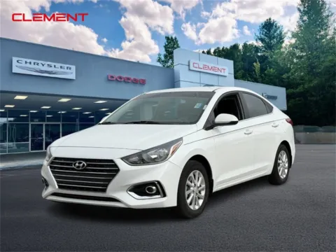 White 2022 Hyundai Accent SEL for sale in Columbia, IL