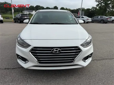 More photos of 2022 Hyundai Accent SEL at Clement Chrysler Dodge Jeep Ram Columbia, IL