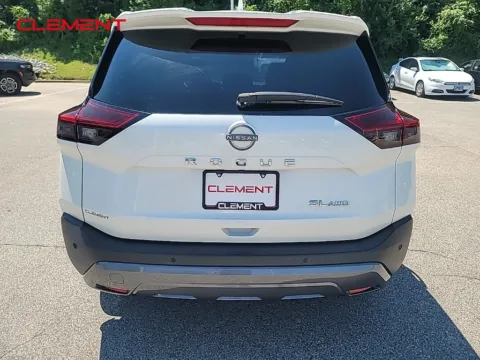 More photos of 2023 Nissan Rogue SL at Clement Chrysler Dodge Jeep Ram Columbia, IL