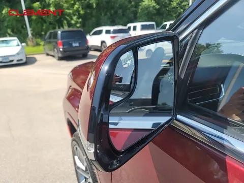 More photos of 2022 Jeep Grand Wagoneer Series III at Clement Chrysler Dodge Jeep Ram Columbia, IL