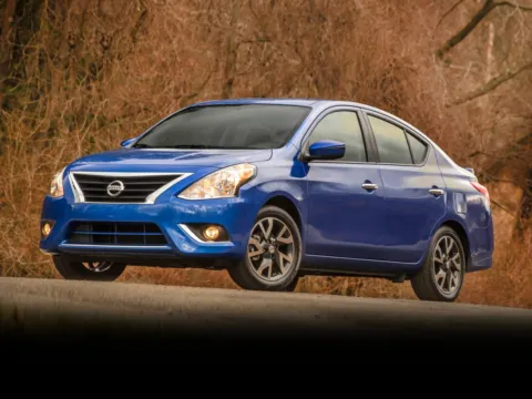 Black 2019 Nissan Versa 1.6 SV for sale in Columbia, IL