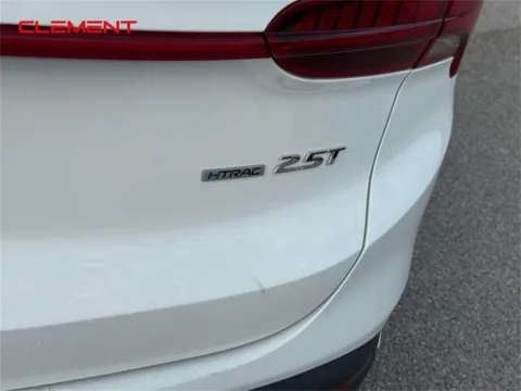 More photos of 2022 Hyundai Santa Fe Limited at Clement Chrysler Dodge Jeep Ram Columbia, IL