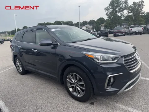 Black 2019 Hyundai Santa Fe XL SE for sale in Columbia, IL