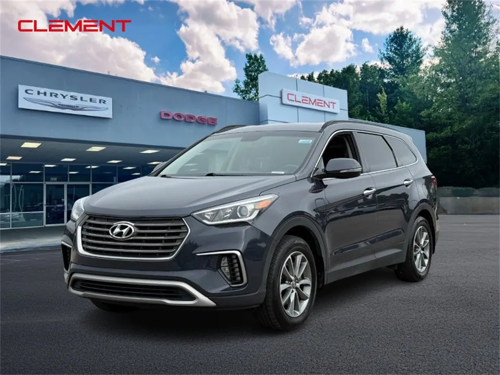 Black 2019 Hyundai Santa Fe XL SE for sale in Columbia, IL